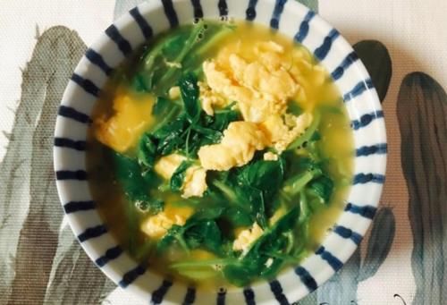 加上一些|天冷了,多给家里人喝此汤,简单煮一煮,营养极高,冬天要多喝它