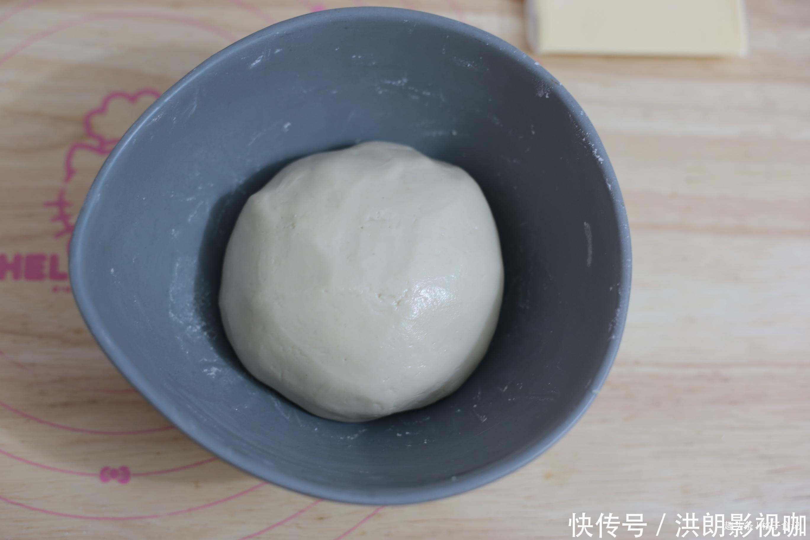 做法|糯米粉最好吃的做法,香甜软糯,咬一口还会爆浆,越吃越过瘾,赞