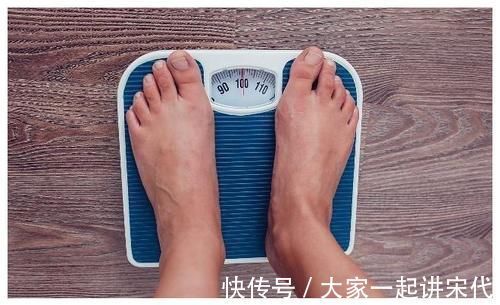 量体重差|为什么早上量体重和晚上量体重差那么多?早晚差几斤属于正常?