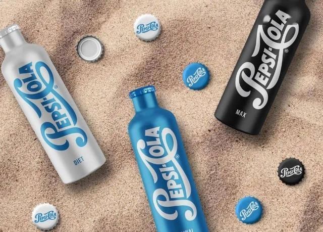 联名|百事可乐联名人民日报包装设计开启“热爱”模式