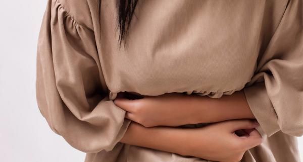 大便时有四种症状,说明你的肠道“不正常”,去做结肠镜检查吧!