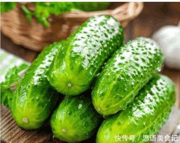 被打药的黄瓜有3处不一样,了解之后,别再买错了
