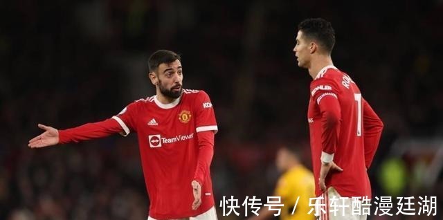 换阵|曼联换阵!朗尼克终于妥协!扛不住了,战绩不佳,改踢3中卫战术
