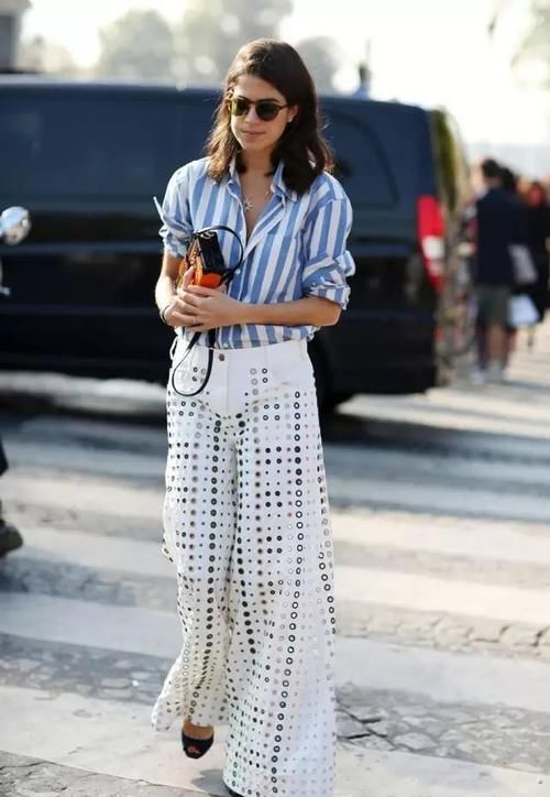 2021年入春流行穿“衬衫+阔腿裤”，显瘦又时髦，美得很高级