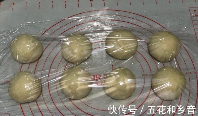 面包机|在家也能复刻的桃李毛毛虫面包,干净卫生,最重要的是,成本极低!