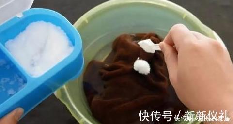 通风处|毛巾脏了别只会用洗衣液,学会这3招,多脏的毛巾都能轻松洗净!