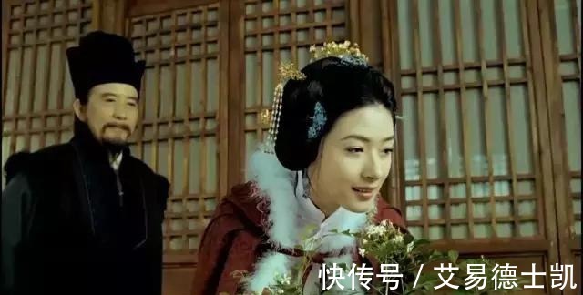 桃花|柳如是:秦淮梦断,江南易碎,多少桃花缤纷,被水面清风,吹散