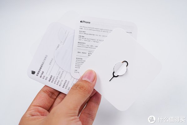 屏幕|有线平常心无线很尴尬,苹果iPhone 12 Pro Max充电评测