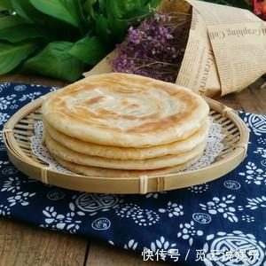 烫面油饼好吃又简单,你肯定喜欢,这里教你怎么做