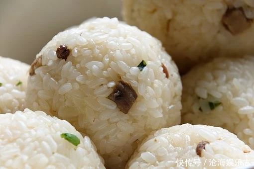 韩国|同样是米饭,韩国人捏成了饭团,日本人卷成了寿司,中国人做什么