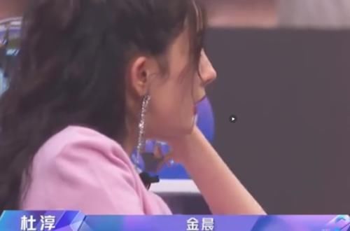 郑爽问邓伦是金晨理想型吗?而我却在意杨幂的话,一听就是高情商