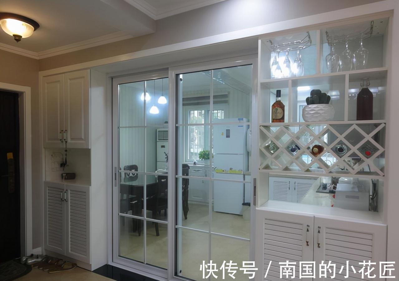 钢化玻璃|晒晒新房,一体式设计,主卧飘窗简单温馨,难怪婆婆不走!