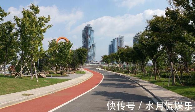 盖房|现在房子不好卖,为何开发商还在拼命盖房内行人坦言都是假象