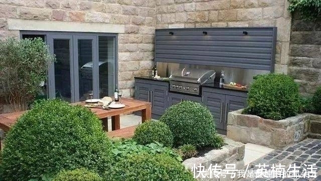小面积后院怎样设计好看?这些景观设计和花园装饰技巧让你收获满满