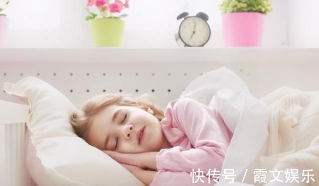 发育|孩子在这2个“黄金时间”睡觉，不仅能促进大脑发育，还容易长高