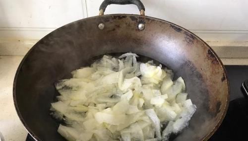 可惜|这种水果,皮比肉宝贵多了,可惜很多人不知,总把它当垃圾丢