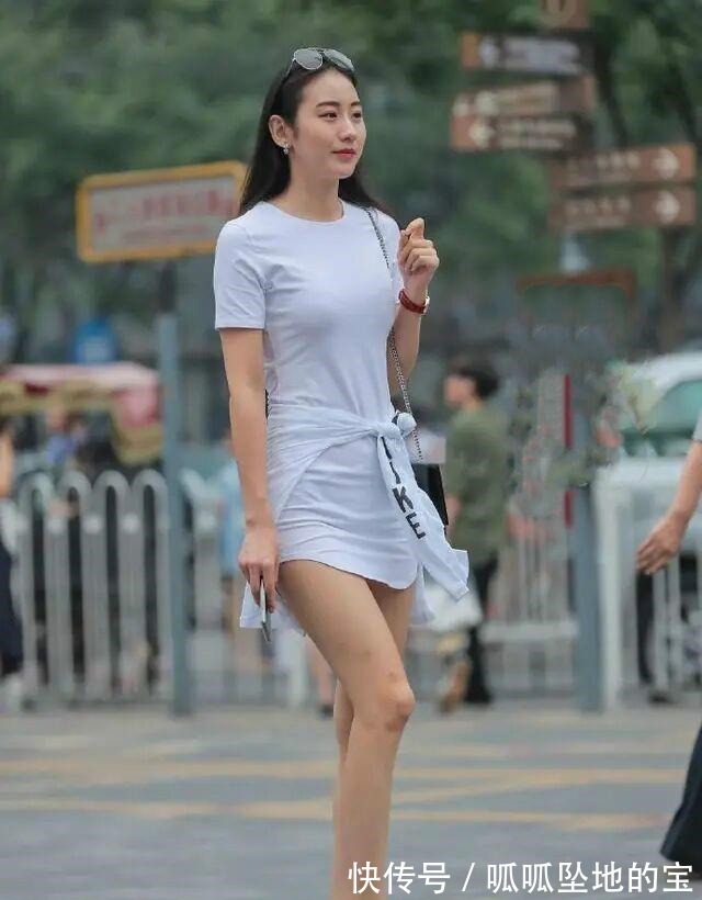 装扮 独特优雅的包臀裙装扮简约不失高端,拉伸身材曲线,简单搭配!