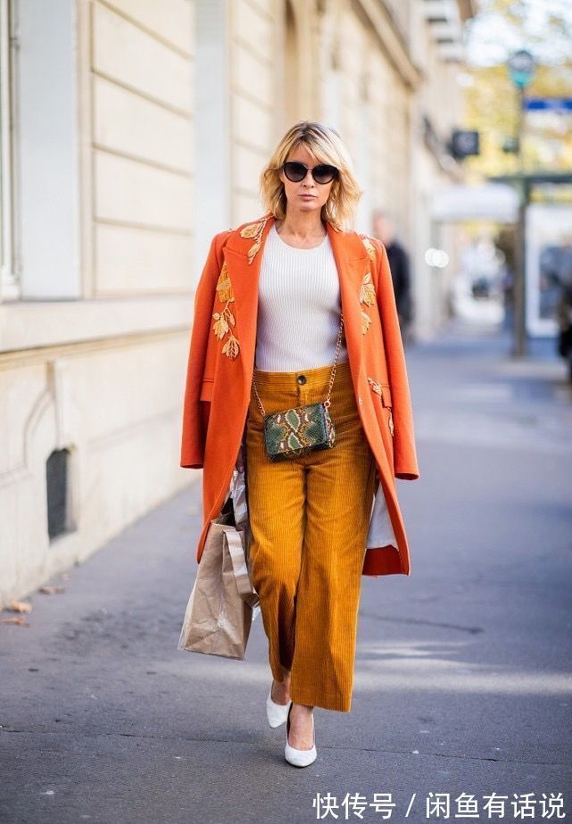 冬天|今年冬天火了“南瓜色”穿搭,优雅又显贵,普通人也能穿出高级感