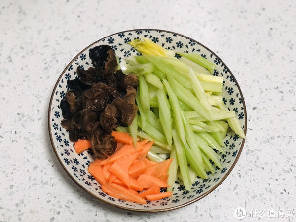 豆香味儿|买腐竹，颜色越深品质越好？牢记这3个技巧，辨别腐竹好坏并不难