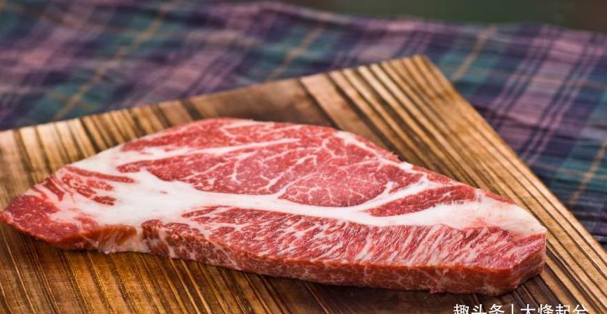 把羊肉|传统名菜鱼羊鲜,冬季进补必备,汤鲜肉嫩,味道妙不可言