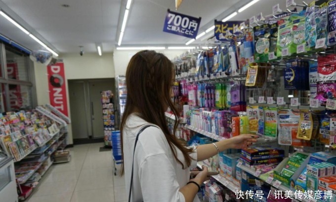 来过日本旅游的游客,都知道这的水果很贵,很多人直呼消费太高