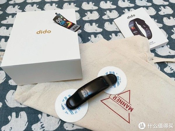 智能|心电、血压都能监测的手环，dido Y2上手：足够实用才不会被闲置