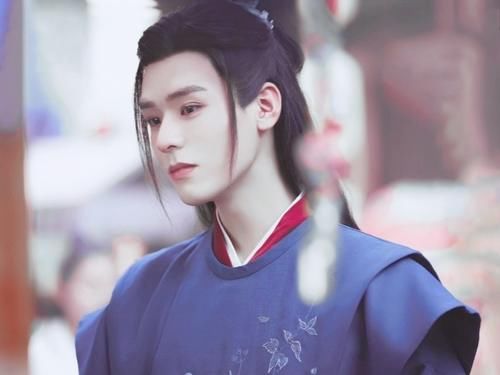 真的爆了？龚俊张哲瀚合体录制《快乐大本营》和《王牌对王牌》