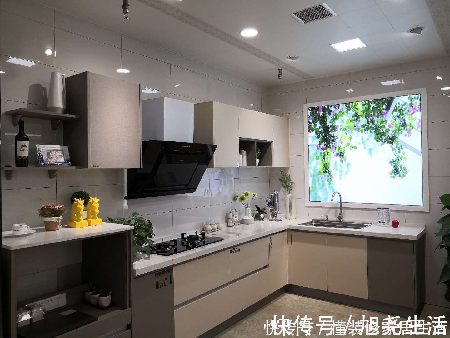 客厅|145㎡精装房装修花了30万，历经90天，邻居夸赞客厅出效果