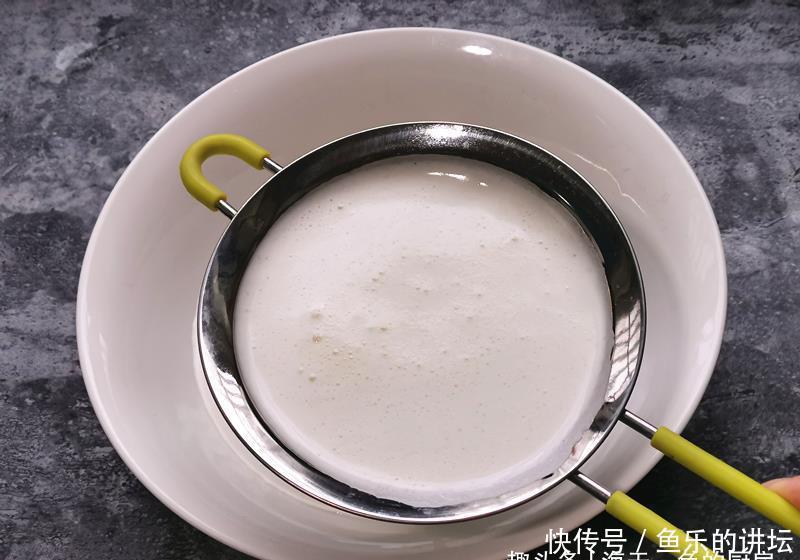 早餐|自制豆腐脑,简单零失败,清淡不腻口,早餐喝一碗暖暖的舒服