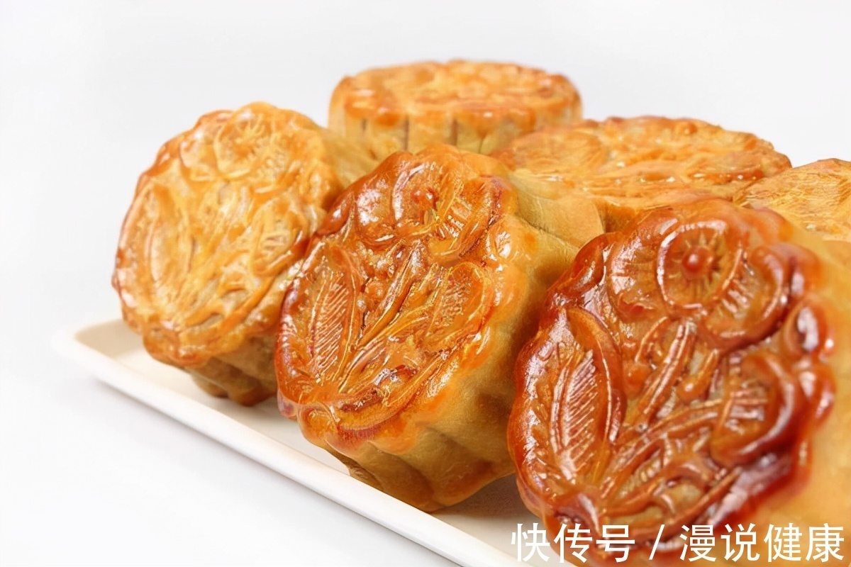 人群|又到中秋节,高尿酸人群能吃月饼吗?推荐:这一类月饼还挺适合!