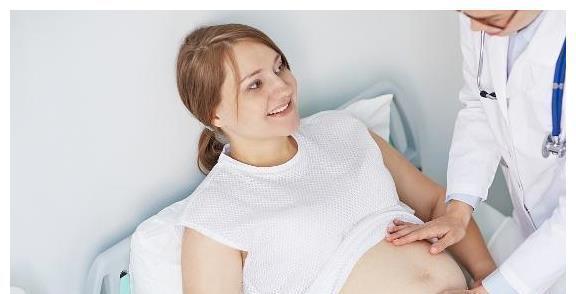 羊水|怀孕后,为何有的不显怀,有的肚子却大得像球?多半和这4点有关