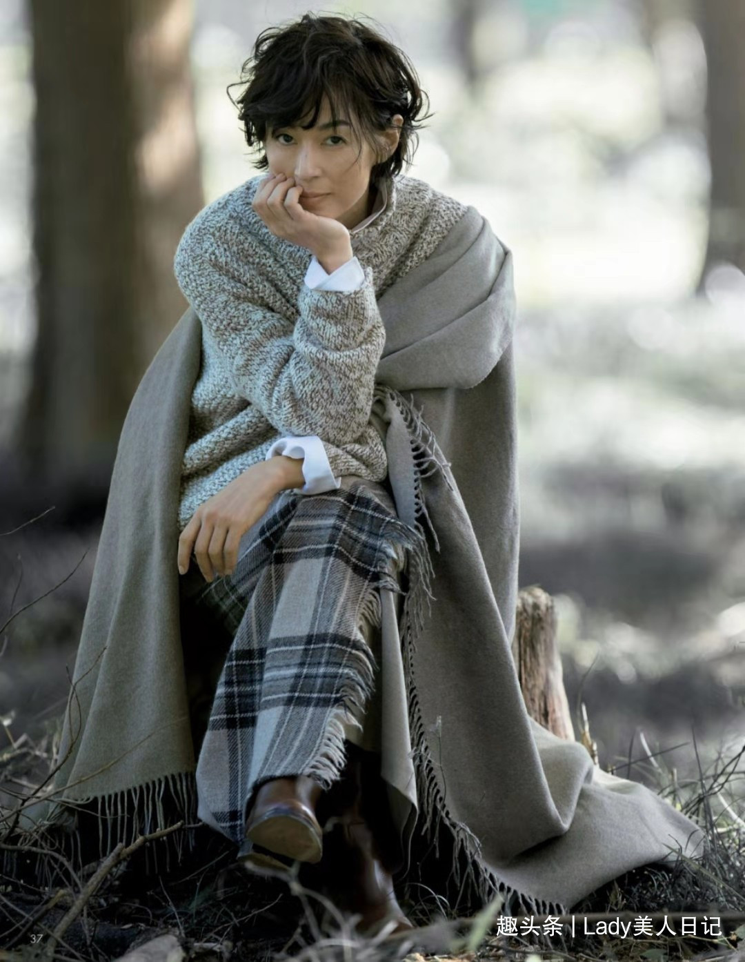 睿智型|为什么睿智的女人更厉害深度解析“大女人风”造型,权威有气场