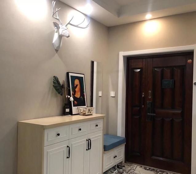 鞋凳|85平米的两房,装修设计温馨又大气,定制的柜子真的太实用了