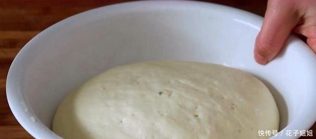 不会发面记得收藏,发面技巧都在这里,看完你也会做白面大馒头!