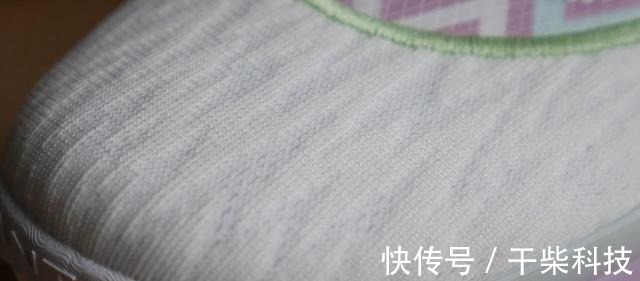 easter 这才是真正的国产之光!鞋面外底升级,连老外都忍不住狂吹的好鞋!