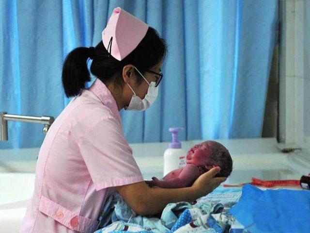 血型|新生胎儿血型与父母血型不一样,护士随口问了一下,产妇吓出汗!