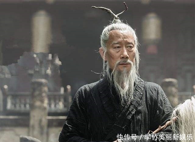 左慈|三国中唯一的“神仙”,活了133岁,曹操杀不死他,诸葛亮斗不过他