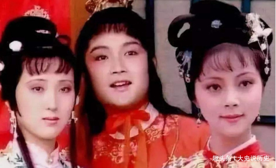 秦可卿@《红楼梦》本有3个女人能拯救贾府,为何贾家还是衰败了