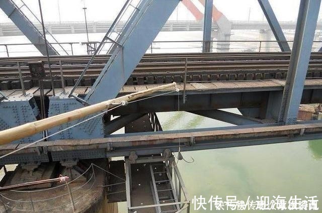 钓法|民间钓鱼人的“流氓式钓鱼”,不用钓饵的,每天照样获鱼几十斤