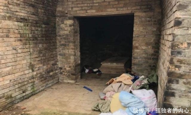 活人|朱元璋女儿墓出土时,墓中竟有活人居住了37年,这到底怎么回事?