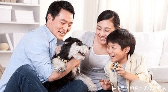 哪吒|“不务正业”小朋友火了,COS哪吒入木三分,网友:比演员还像