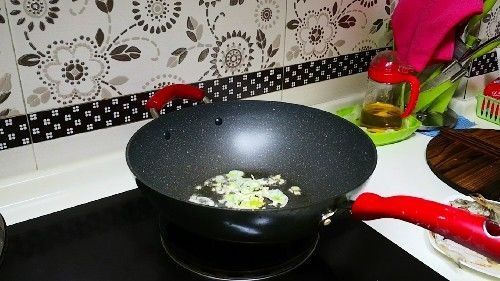 鲳鱼这么做，鲜香美味，皮不破肉不腥，是一道很不错的家常菜