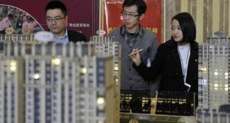 户型|为什么在选房时, 中间型总是先卖完, 两种类型都留到最后?