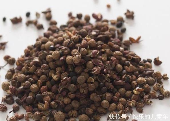 李时珍花椒加一宝，3天排出5斤宿便，缓解口臭，大肚腩也消失了