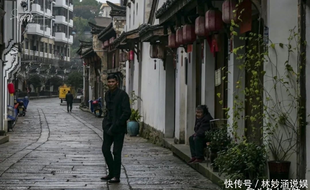 冬雨连绵中路过解放东路，这条浦江的最美老街，现在略显冷清！