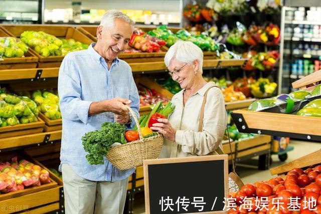 高血压|人越老越要管住嘴，少吃这4种食物，不是难事，希望你能做得到