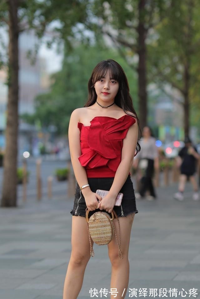 气质 打底裤体现气质,让造型显得时髦不单调,更显质感!