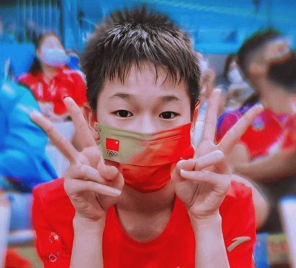 何威仪|人间清醒!14岁奥运冠军全红婵被教练打屁股,父母高情商回应