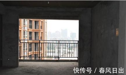 阳台|老婆不听劝非要把阳台包进客厅,老师傅都连连点头!太机智了!