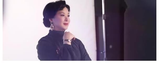 《追光吧》賽程過(guò)半，第二次宣布延期，網(wǎng)友擔(dān)心金星鏡頭被剪